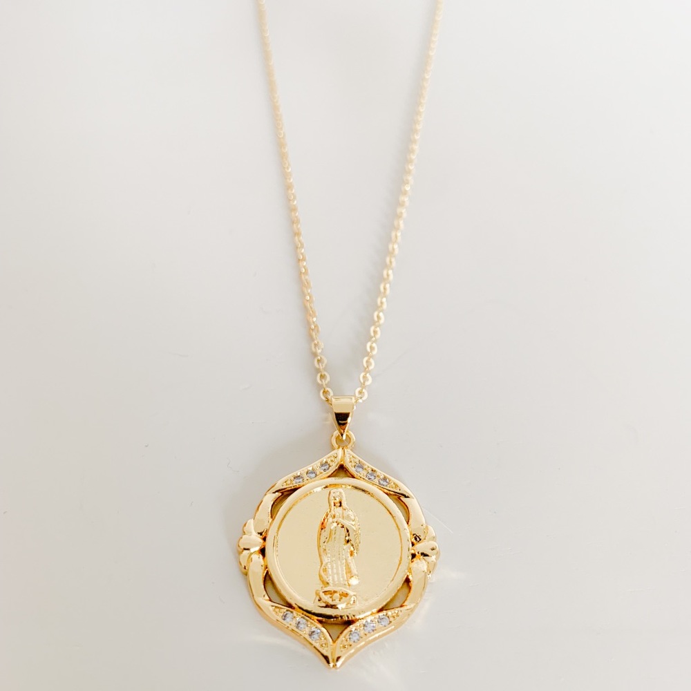 Virgin Mary Medallion Necklace | 14k Gold Filled - Picture 4 of 10